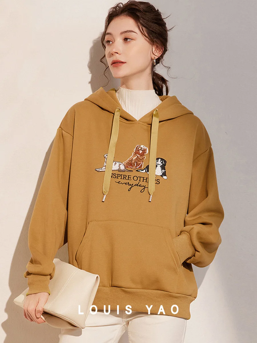 LOUIS YAO 2025 Winter Thick Velvet Hoodie Fashionable Age Reducing Hoodie Patch Cartoon Dog Embroidery Long Sleeve Women