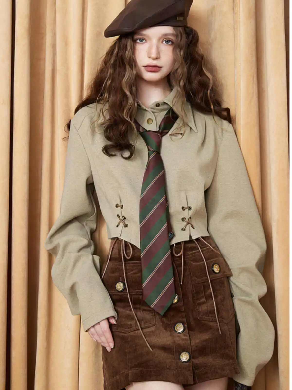 

Американская модная укороченная рубашка Y2K на шнуровке для женщин, весна-осень 2026, компактный и стильный дизайн, укороченная куртка с завязками