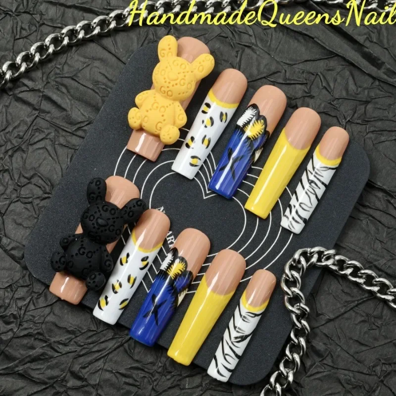 

10 Pieces of Hand-made Press-on False Nails 3d Rabbit Hand-painted Nail Art Set Extra Long Ballet Style Full Coverage Design