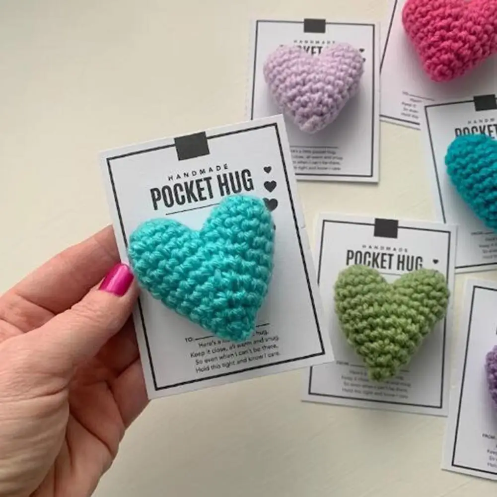 7*6cm Crocheted Heart Pocket Hug Encouragement Handmade Love Gift Cute Knitted Heart Decoration Knitting Party Wedding Gifts