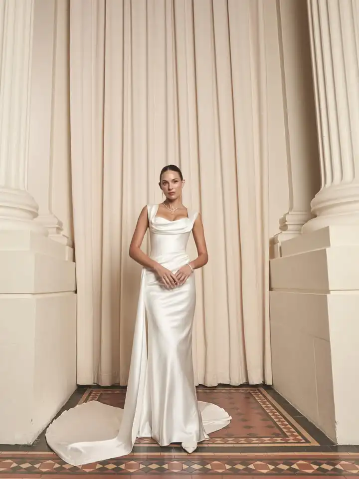 Customized Elegant Satin Mermaid Wedding Dresses Sweetheart Wide Strap Bridal Gown Pleated Side Train vestidos de novia