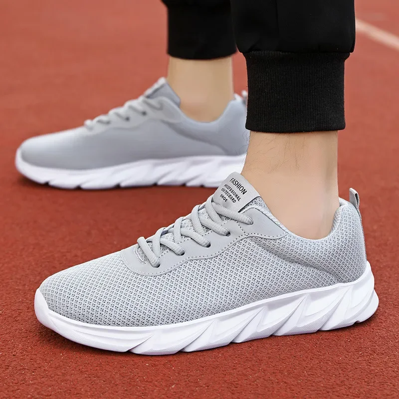 

2025 Spring Men's light running low-top mesh surface breathable shock absorption casual sports shoes walking shoes mesh sneakers