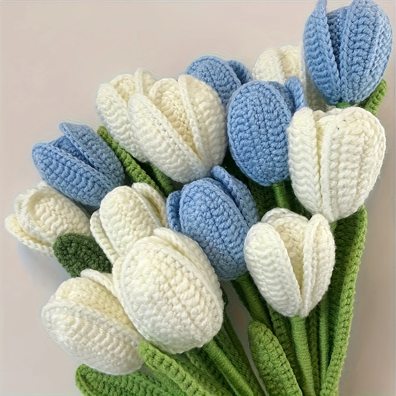 4pcs hand crocheted tulips - Multicolor selection simulated flowers durable yarn home office wedding decoration, Mother's Day Va