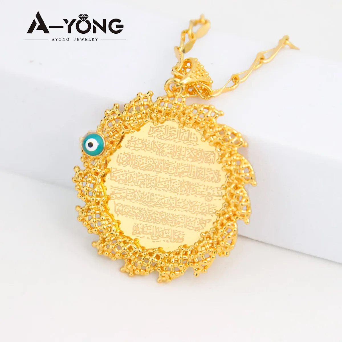 Luxury Gold Color Arab Words Pendants 18k Copper Gold Plated Dubai Necklace Pendant Womens Mens Vintage Jewelry Gifts