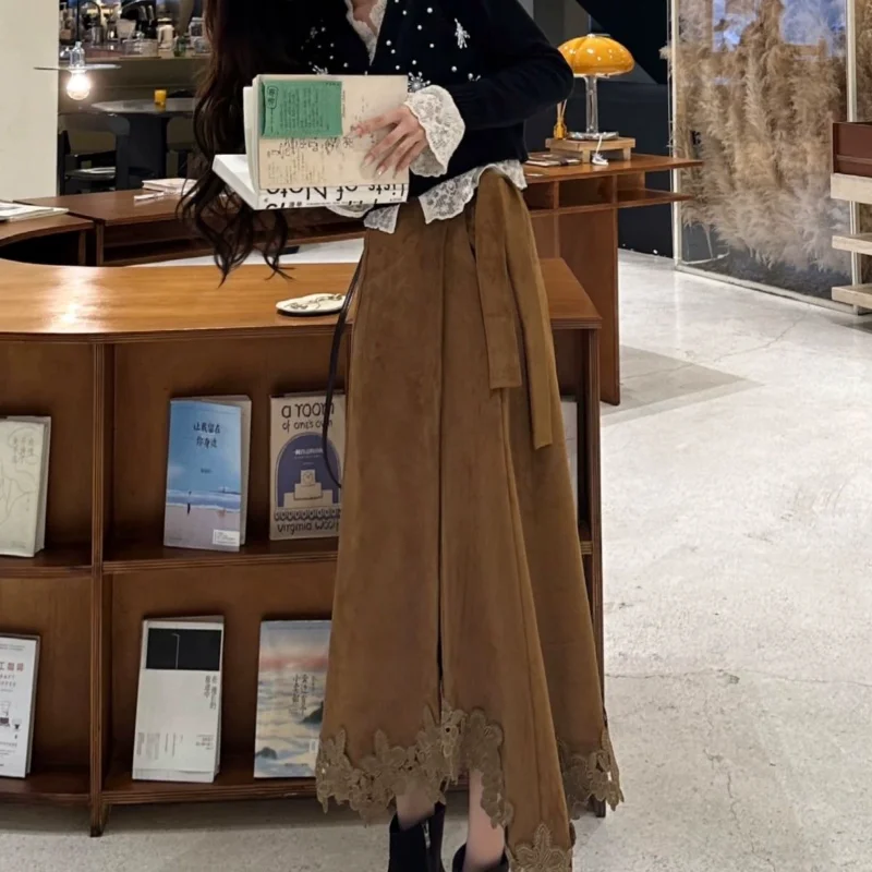 

Vintage Fashion Loose and Slimming One-piece Design Exquisite Half Skirt Autumn and Winter New Fashionable Chic Skirt