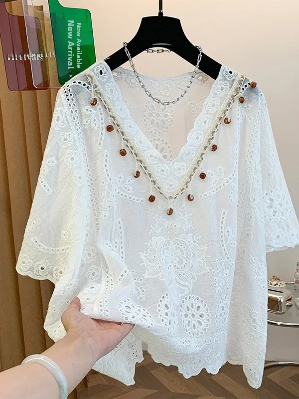 

Loose Hollow out Short Sleeve Women's Shirt Summer 2026 New Style Belly Covering Brand Tailored T-Shirt Artistic Style V-Neck