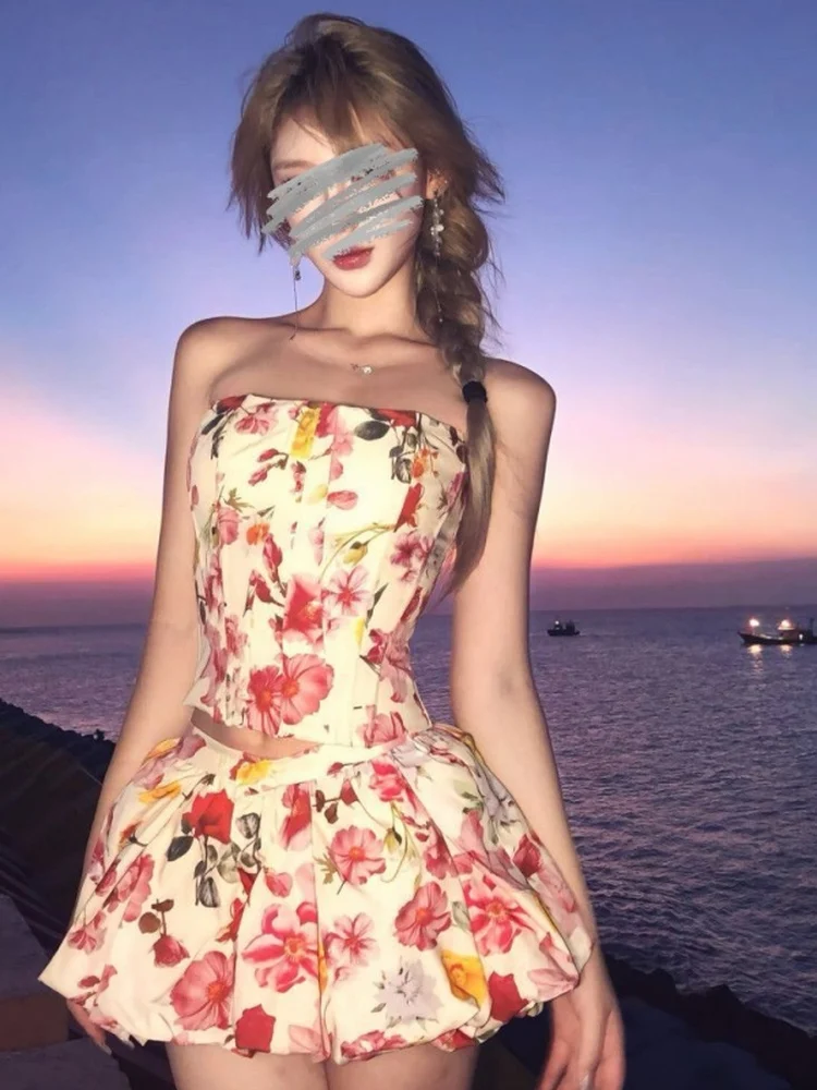 

Потрясающий комплект из топа-халтера и юбки с цветочным принтом Pure Desire Dopaamine Bright, модный женский комплект для весны, лета, осени, на все четыре сезона