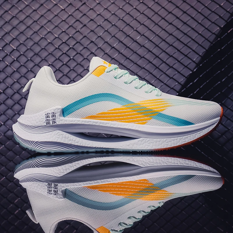 Men's Running Shoes Couple Off-road Cushioning Luxury shoes Outdoor Sneakers Race Trainer Shoes Breathable Mesh Non-Slip Fashion