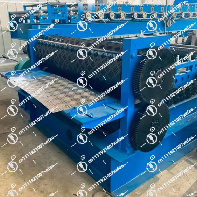 Ceramic Tile Industry Metal Roll Forming Steel Roll Metal Plate Door Uncoiler Automatic Embossing Machine