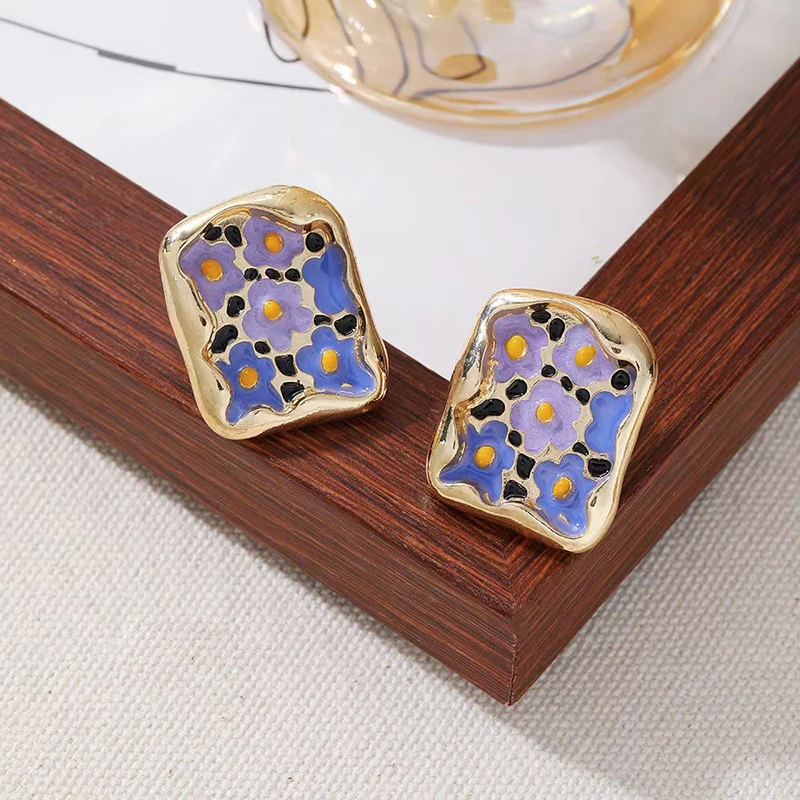 French retro niche irregular square enamel flower clip on earrings non pierced fresh personalized earrings for women Trendy 2023