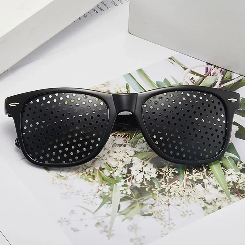 Portable Pinhole Glasses for Myopia Reduction, Sight Improvement Training, Therapeutic Reading & Vision Correction Aid Eyewear