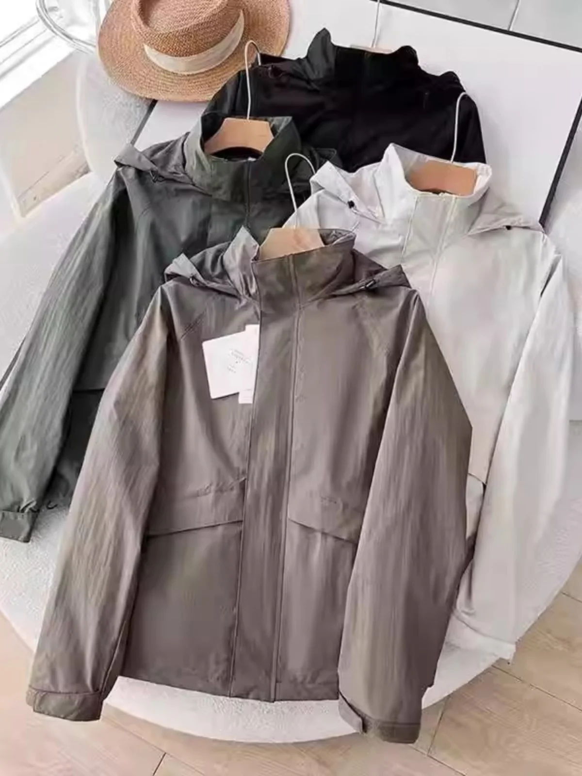 

Casual Sle Men's Windproof Jaet Hooded Outerwear Spring Autumn Winter Faionable Couple Matching Workwear Coat Zipper Cl...