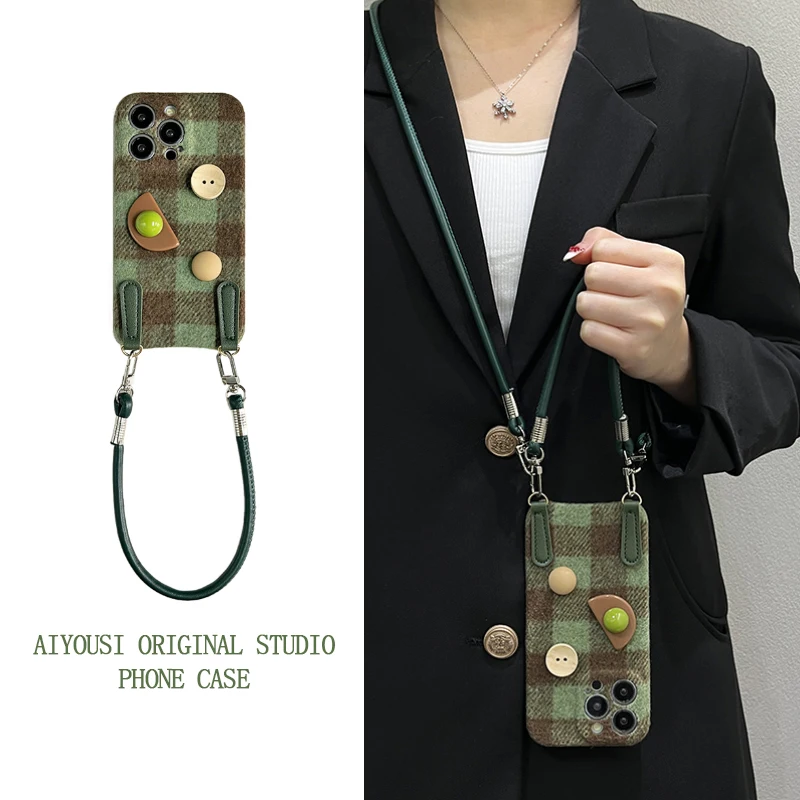 

Tweed Green Brown Checker Button for Apple 16promax Phone Case iPhone 14Handy Rope 13pro15promax Dropproof Niche 12pro Crossbody