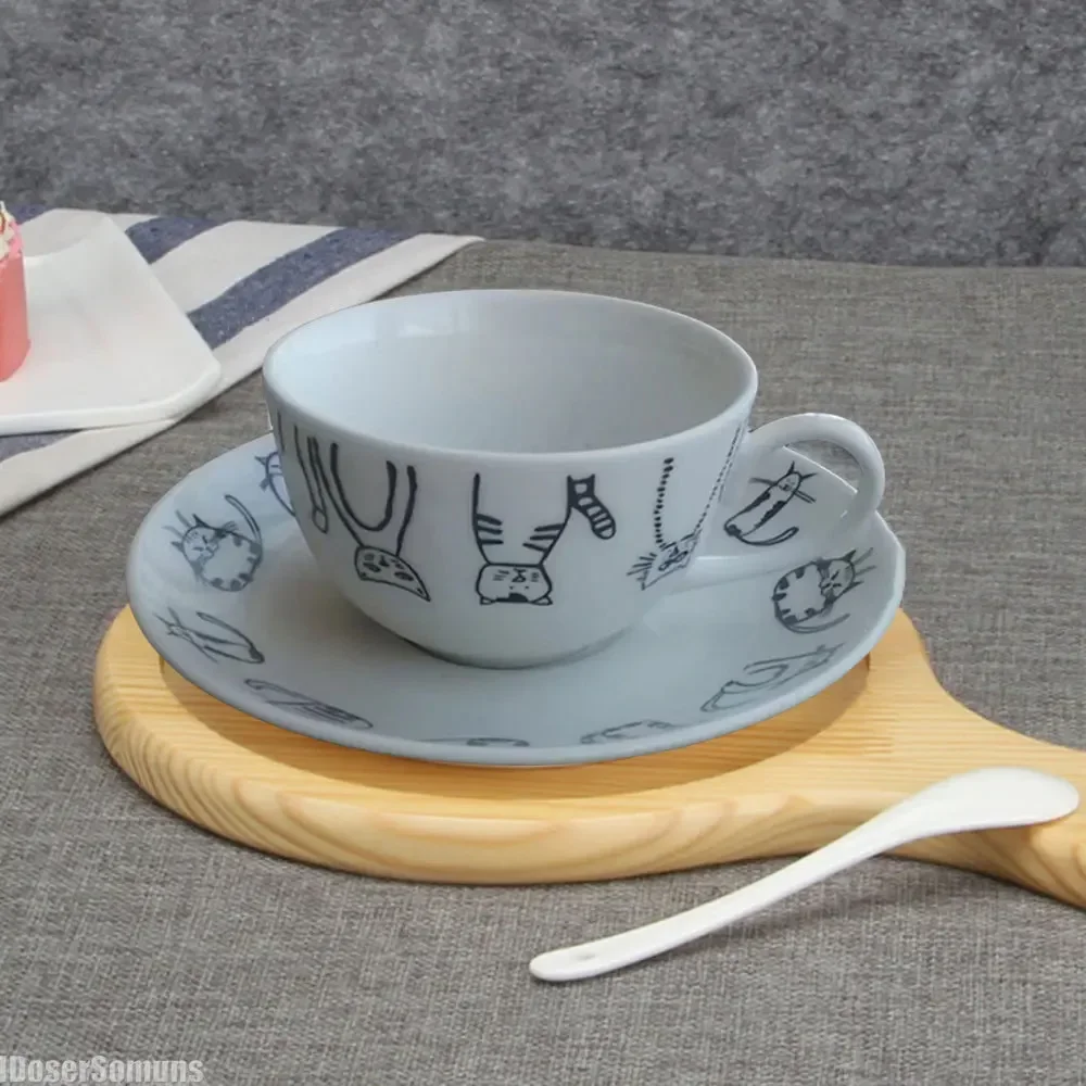 

Cute Ceramic Cartoon Cat Plate Cups and Saucers Unique Breakfast Bowl Dessert Plate Dinnerware Tray Japenese Kitchen Accessories