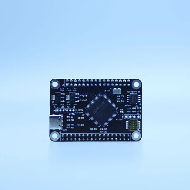 Встроенная встроенная основная плата модуля CANHub может поддерживать до 10 каналов CAN