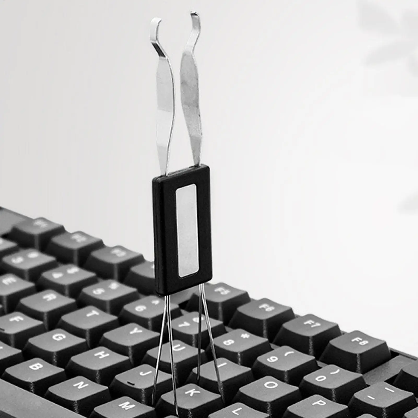 

Double-Ended Keycap Puller Universal Wire Tool Safe & Quick Key Removal for Mechanical Keyboard, Cleaning and Customization