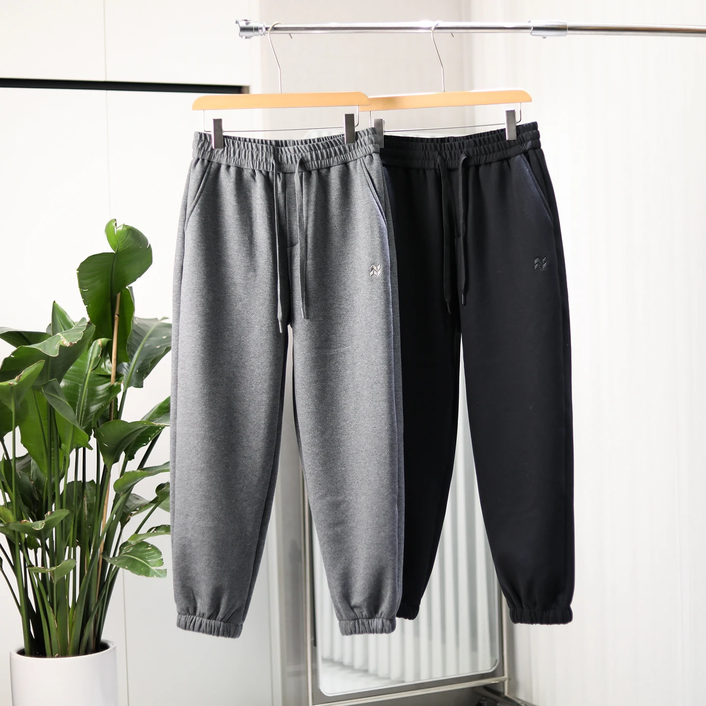 

Мужские зимние утепленные спортивные повседневные брюки из овечьего флиса с эластичным поясом, на флисовой подкладке, с манжетами, прямые, из смесового хлопка