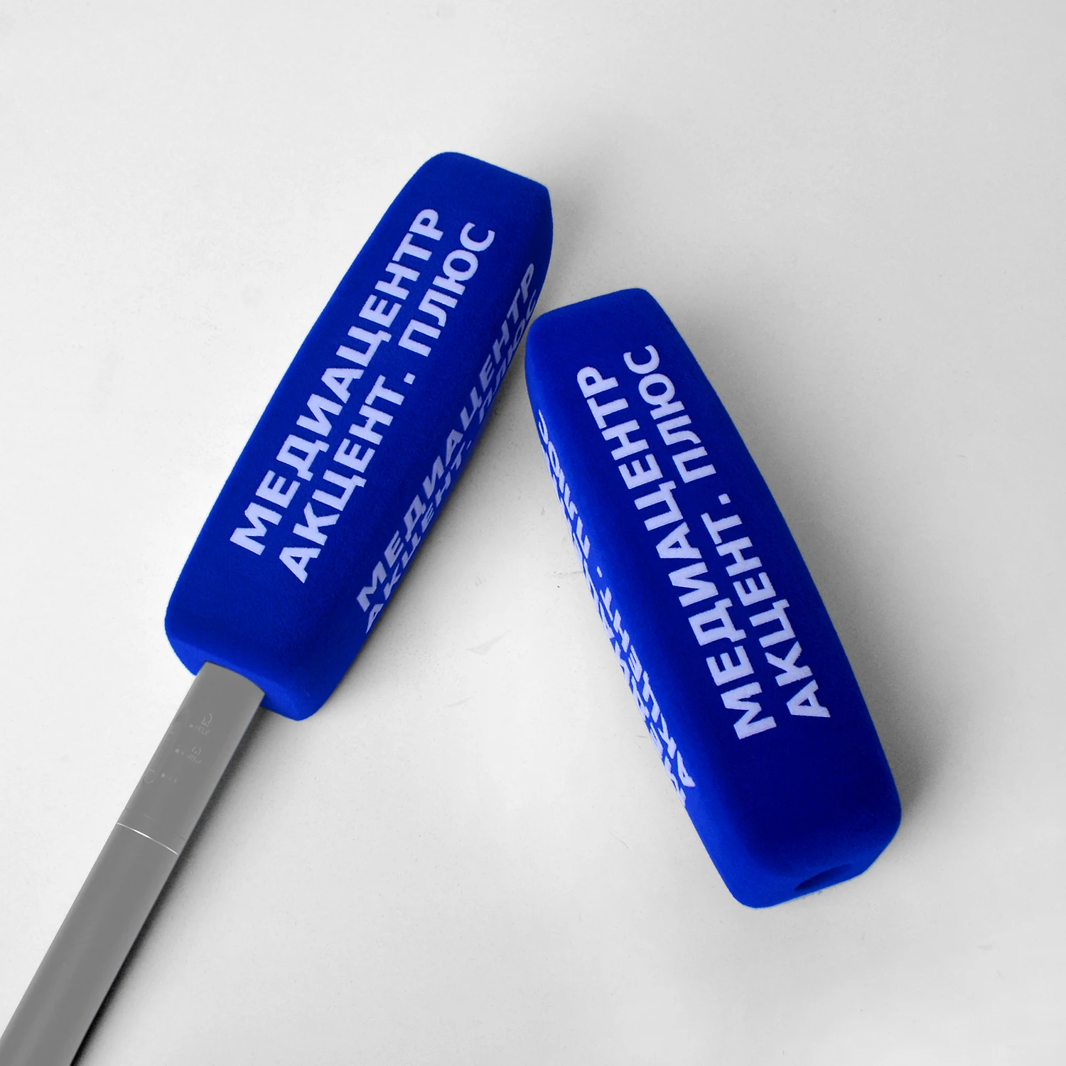 Customized Flocking Shortgun Mic Foam Printing Logo Mic Windscreen Mark Sponge Windsshield For TV Stations Reporters Interview
