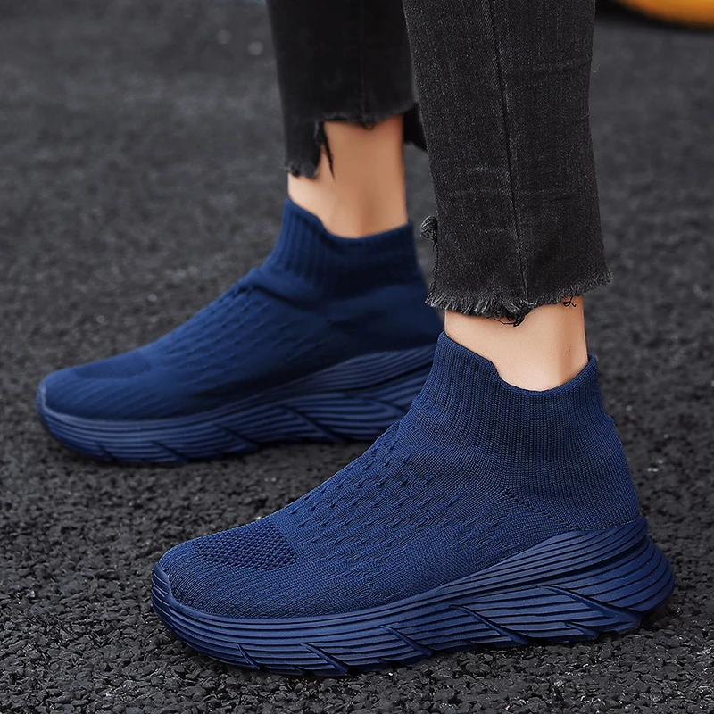 2024 New Autumn Comfortable High shoes man and womens classic Medium top sneakers Durable Black Flat Canvas Shoes size 35-46