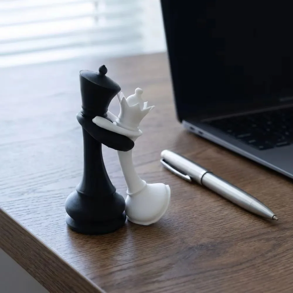 Funny 3D Printed Chess Statue Sculpture Black White Couple Gifts Chess Ornament Figurine King and Queen Statue Home Decoration