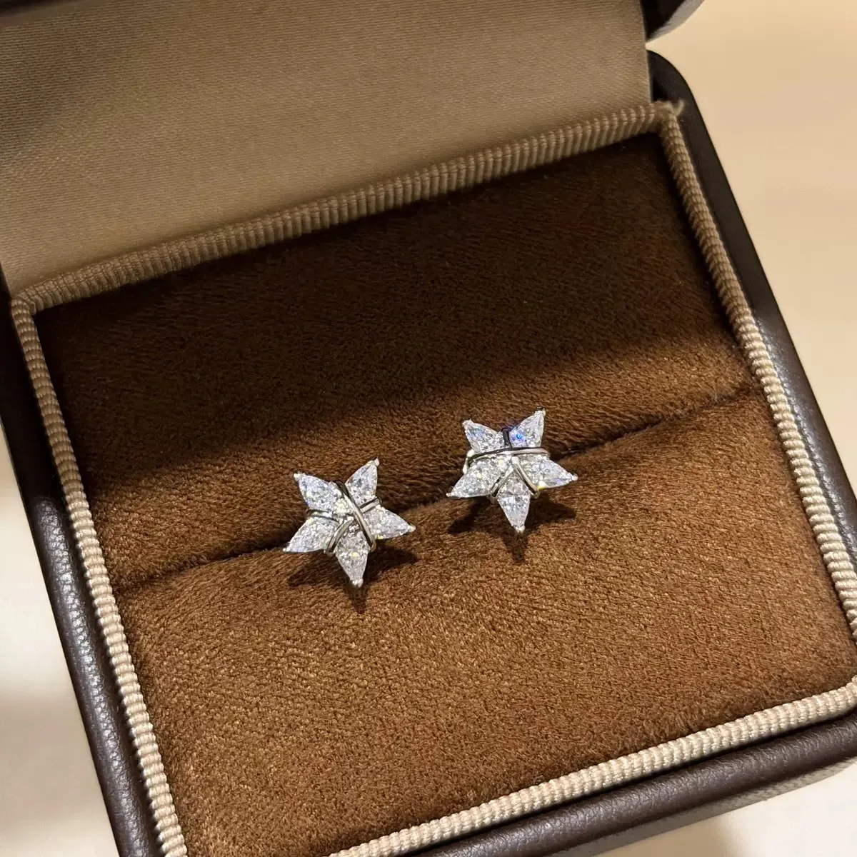 

New 2026 Trend Classic Luxury Jewelry Women's Hot Selling Brand Earrings Pure 925 Silver Star Design Gift Engagement