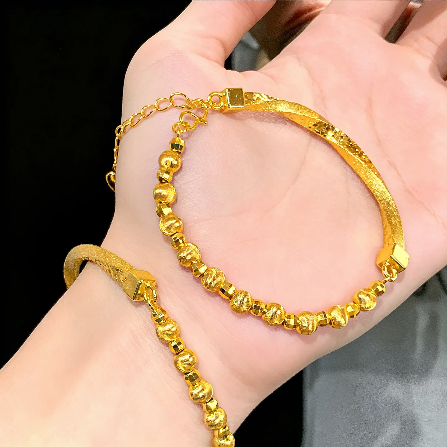 9999 gold dazzling morgan cat-eye bracelet - luxurious and high-end style