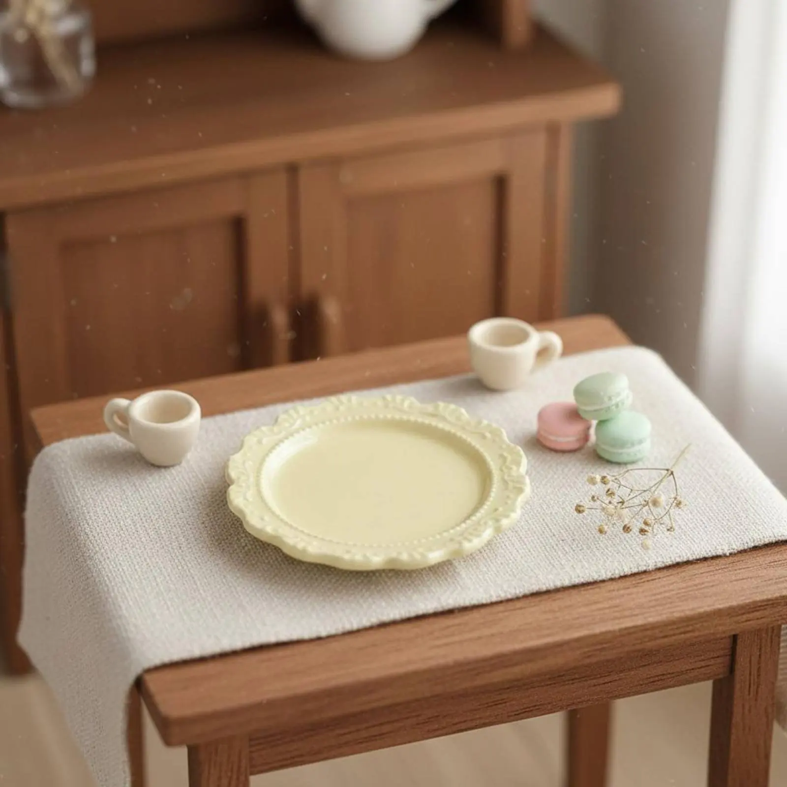 Miniature Dinner Plate Fine Craftsmanship Vintage Design Doll Plate Rim Mini Tray Realistic Design for Craft Projects
