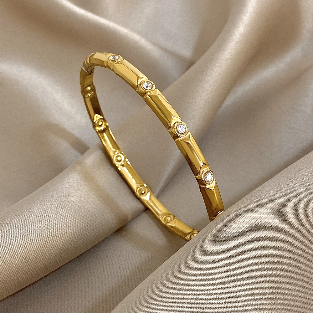 

DODOHAO Luxury Zircon Stainless Steel Thin Bangle Bracelet for Women Geometric Round Spring Open Bangle Waterproof Hand Jewelry