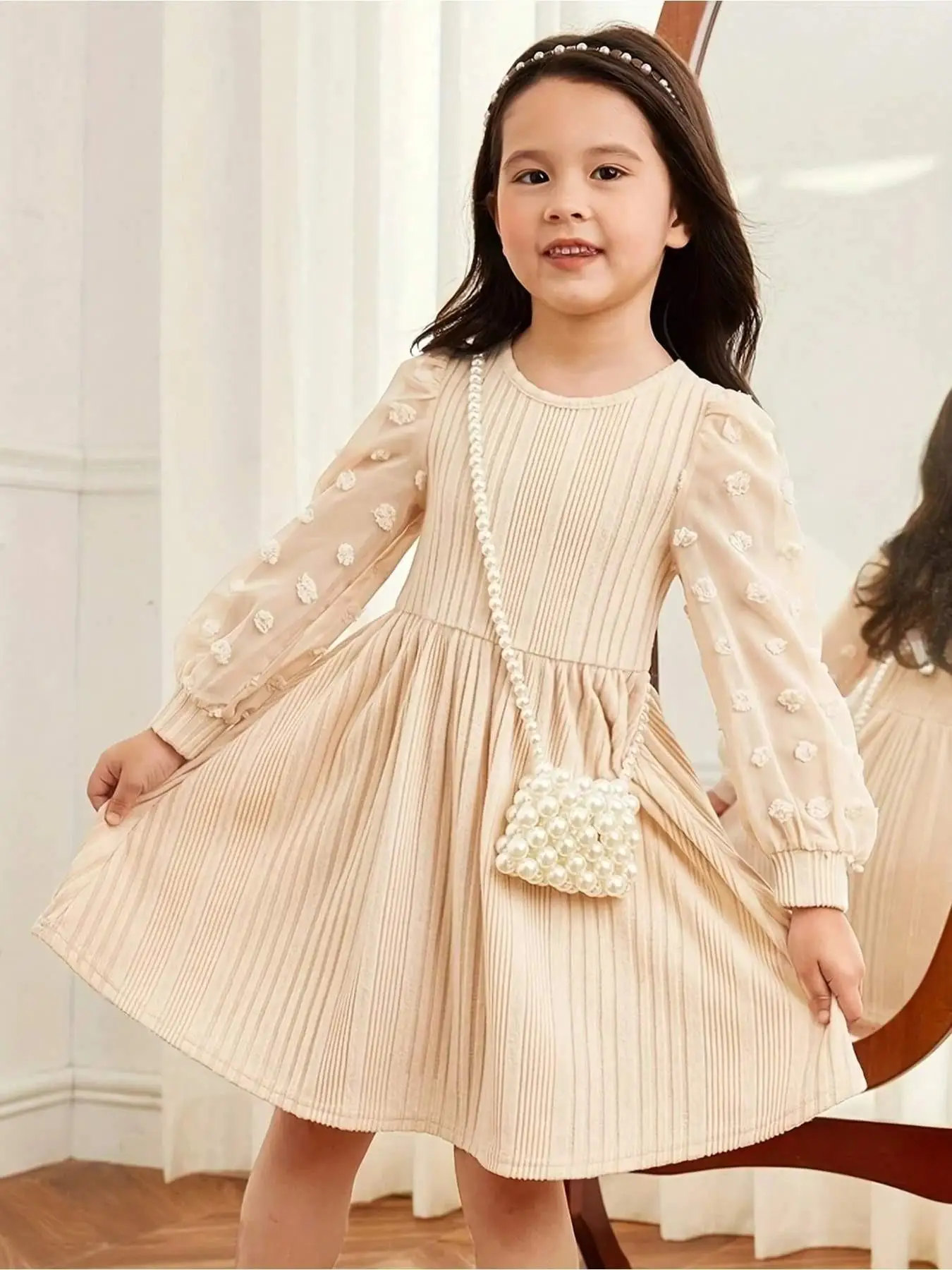 French elegant and cute polka dot velvet lace patchwork lantern bubble sleeve long sleeved round neck umbrella skirt woven dress