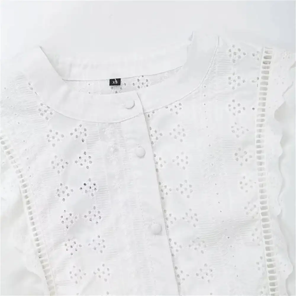 Verão novo design de roupas femininas sentido único breasted em torno do pescoço lanterna manga oco camisa bordada