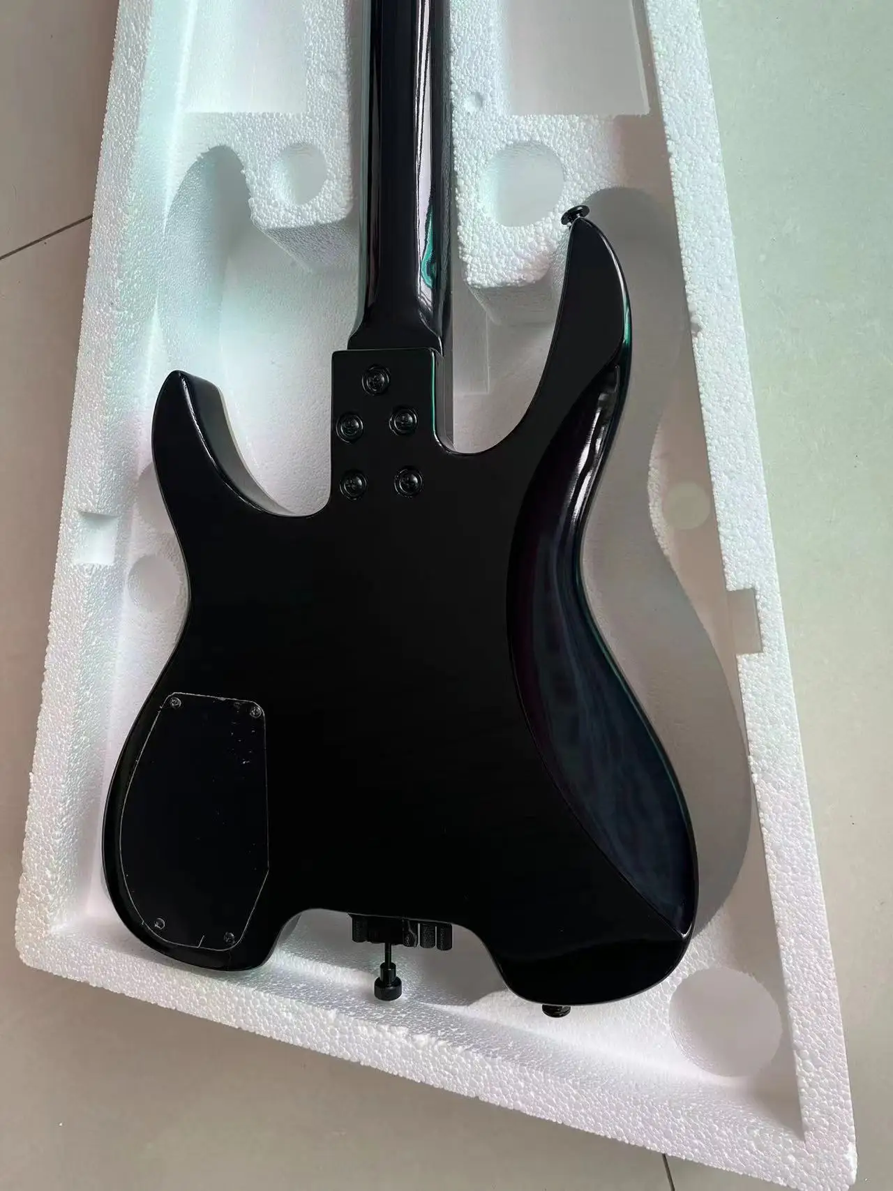 High end customized electric guitar, mahogany fingerboard, free shipping for fast delivery