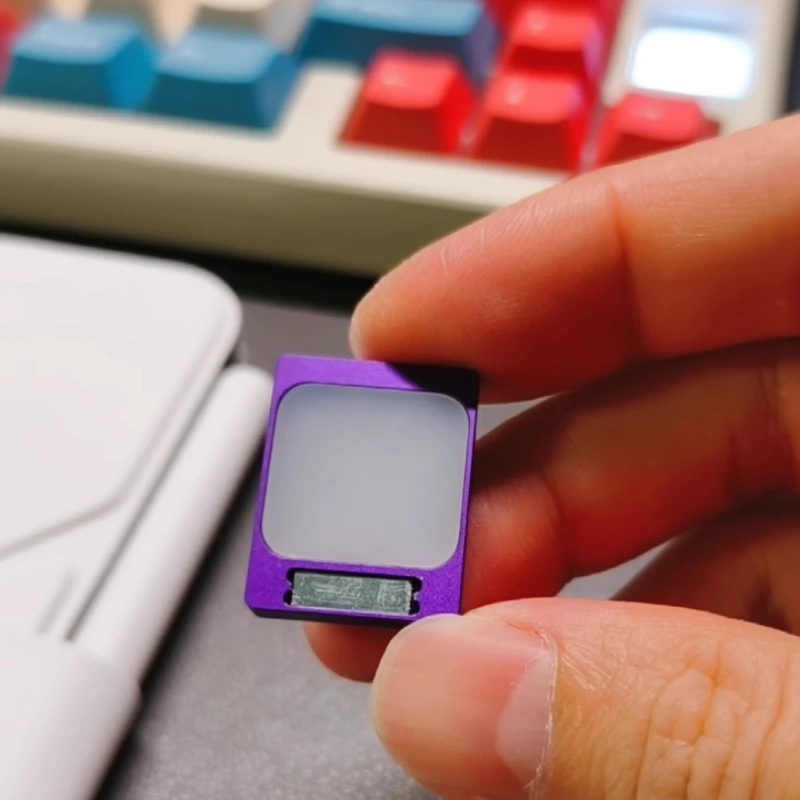 

Think6.5 V2&Think6.5 V3 Аксессуары для клавиатуры Индивидуальная табличка с именем 2U Магнитная присоска Алюминиевый анодированный электрофоретический значок