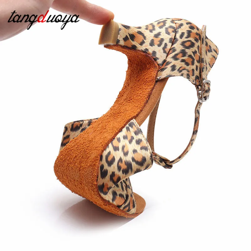 Zapatos de baile latino para mujer, Sandalias de tacón alto de salón, suela suave, Tango, Salsa, fiesta, 5,5 cm