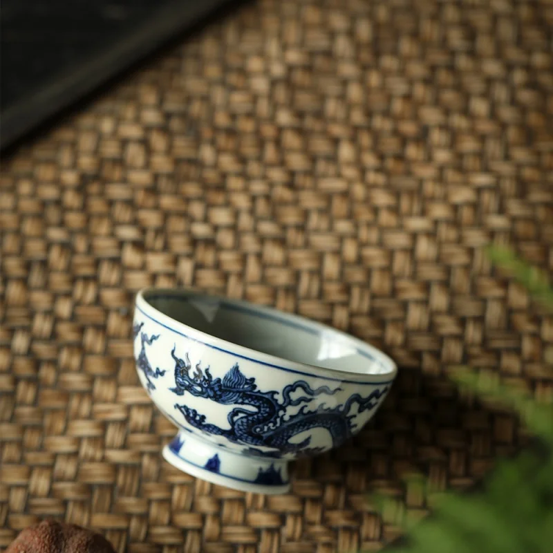 ★Double-Sided Antique High Foot Hand Painted Blue and White Double Dragon Large Chicken Hearts Cup Full 130ml Jingdezhen Ceramic