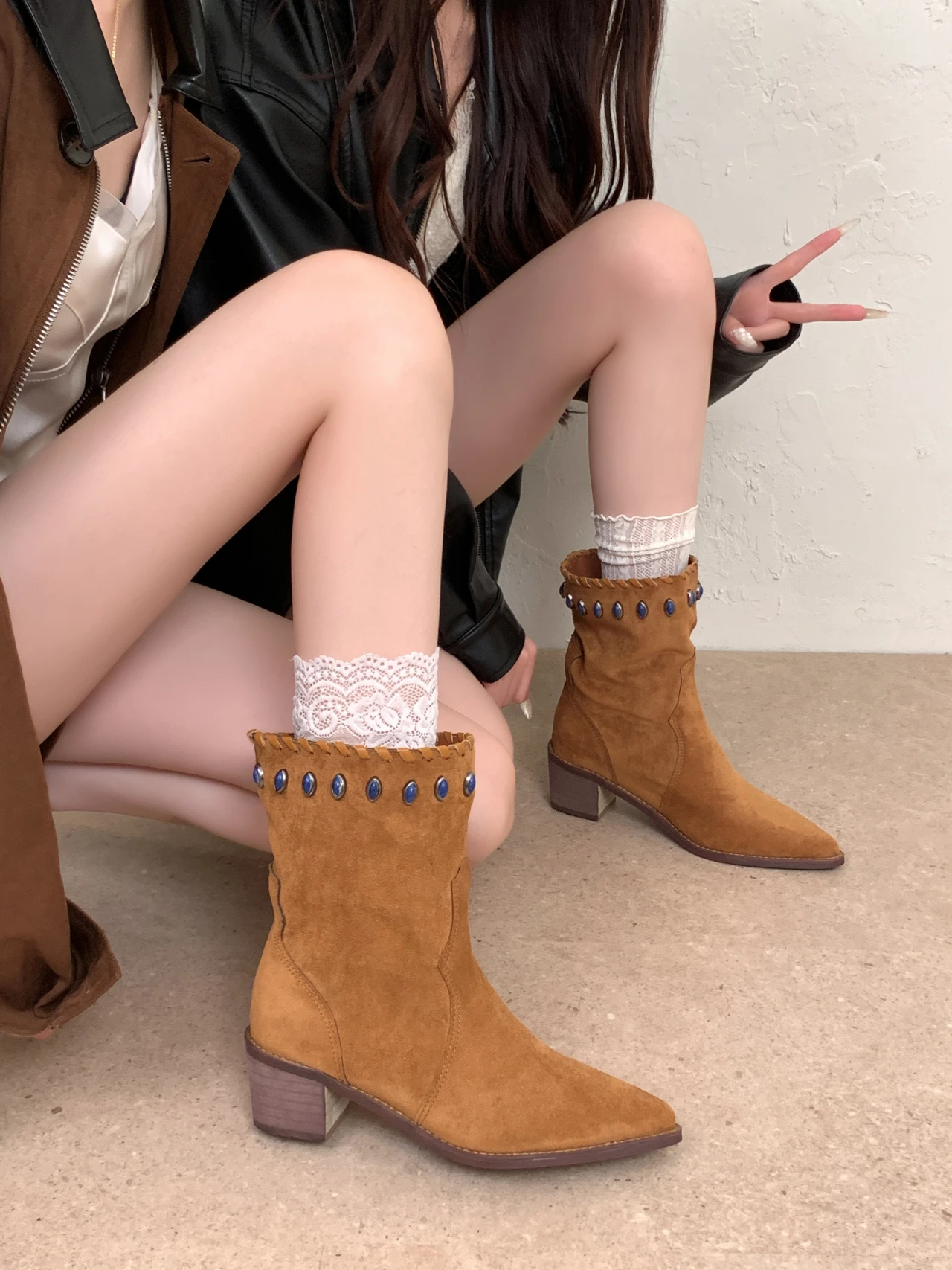Botines de tacón alto y grueso para mujer, de punta, planos, arrugados, estilo vaquero occidental