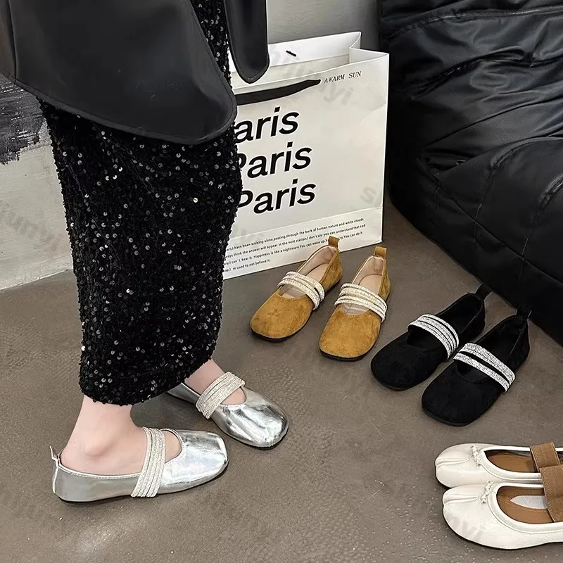 

French Style Loafers Shoes for Women's Spring 2025 New Niche Design Rhinestone Flat Bottomed Shallow Mouth Casual Single Shoes