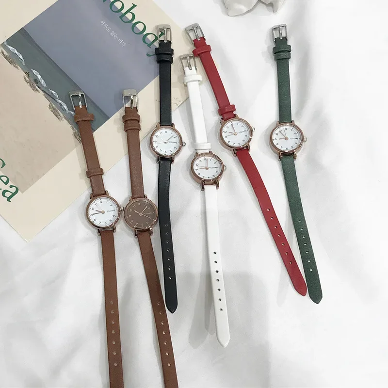 Relojes pequeños simples Retr para mujer, color marrón y blanco, correa fina versátil, correa de cuero, reloj de pulsera de cuarzo para mujer, reloj