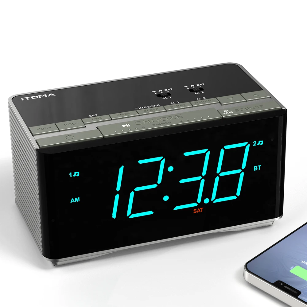 

Цифровой радиобудильник с Bluetooth-колонками, FM-радио, двойным будильником, функцией повтора, регулятором яркости, USB-зарядкой.