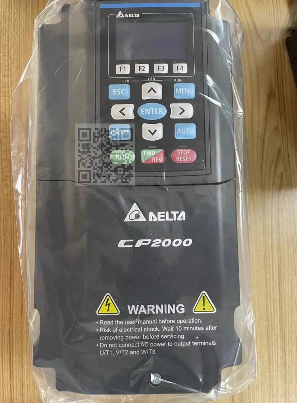 

VFD015CP43B-21 1,5 кВт 2 л.с. 3 фазы переменного тока 380-480 В 600 Гц CP2000 преобразователь частоты VFD новый
