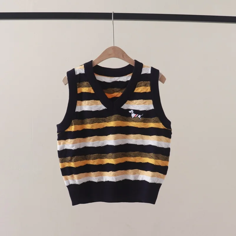 

Autumn New Contrast Color Striped Puppy EmbroideryVCollar Pullover Sleeveless Sweater Vest Vest Slim Fit