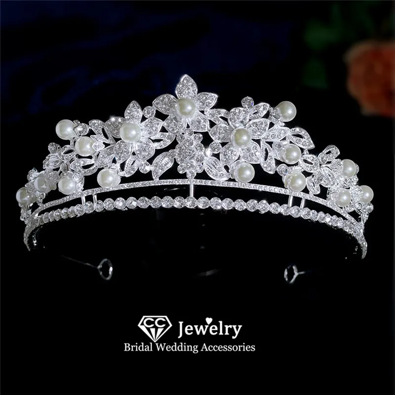

CC Hair Crown Women Accessories Wedding Headbands Engagement Hairwear Flower Shape Imitation Pearl Diadems Headdress Tiara YQ266