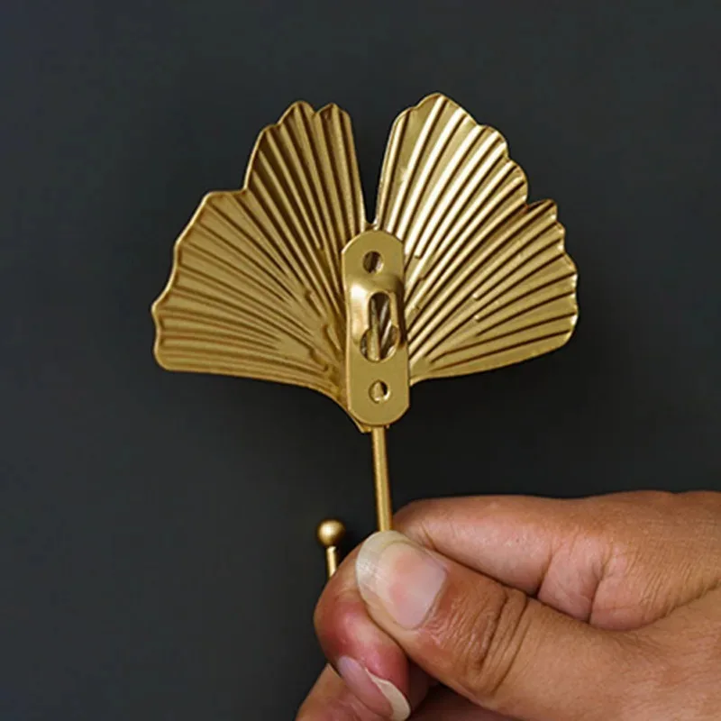 Ginkgo Leaf Wall Hook Gold Wall Decor Self-Adhesive Clothes Hanger No Drilling Required Adhesive Hook Bathroom & Kitchen Decor