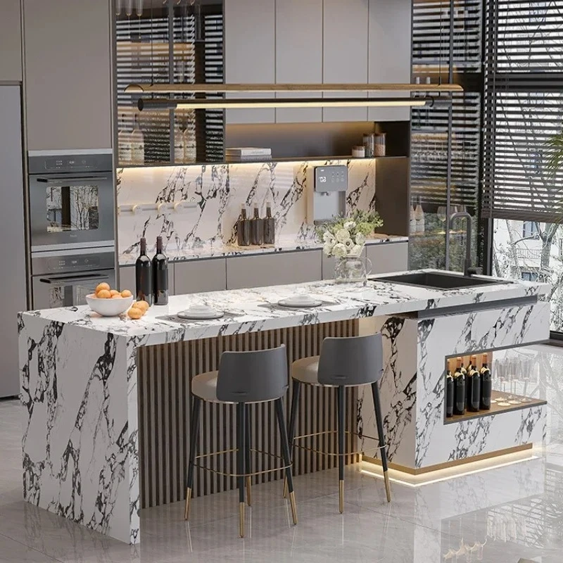 

Обеденный стол, встроенный светильник, роскошная открытая кухня, многофункциональный перевернутый бар