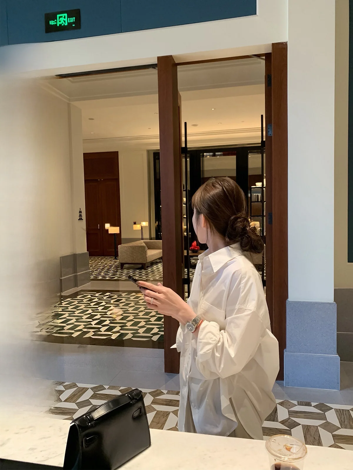 

Женская рубашка-куртка Hualun Home из хлопка, белая, с длинным рукавом, приталенная, высокого качества, повседневный крой, новинка 2026 года