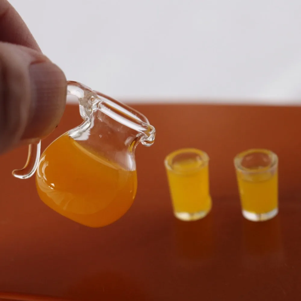 Mini carafe en résine pour jus d'orange et beurre, accessoire de boisson, tasse l'inventaire, simulation, modèle