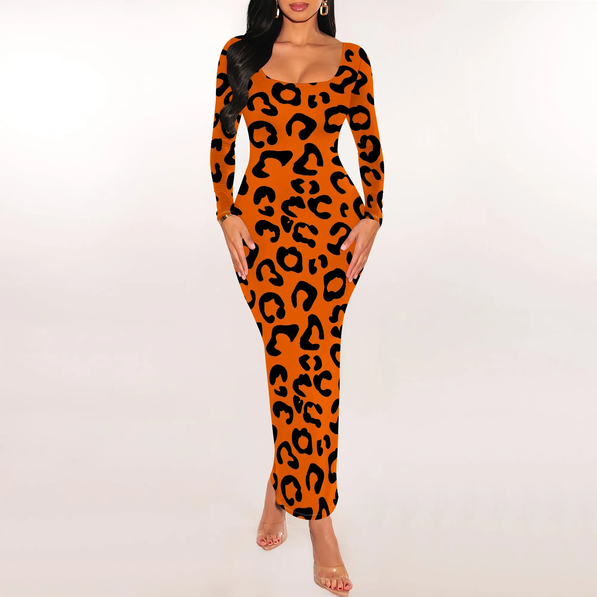 

Women's Sexy Leopard Print Long Sleeve Crew Neck Maxi Dress Sleek Bodycon Fit for Evening Casual Wear