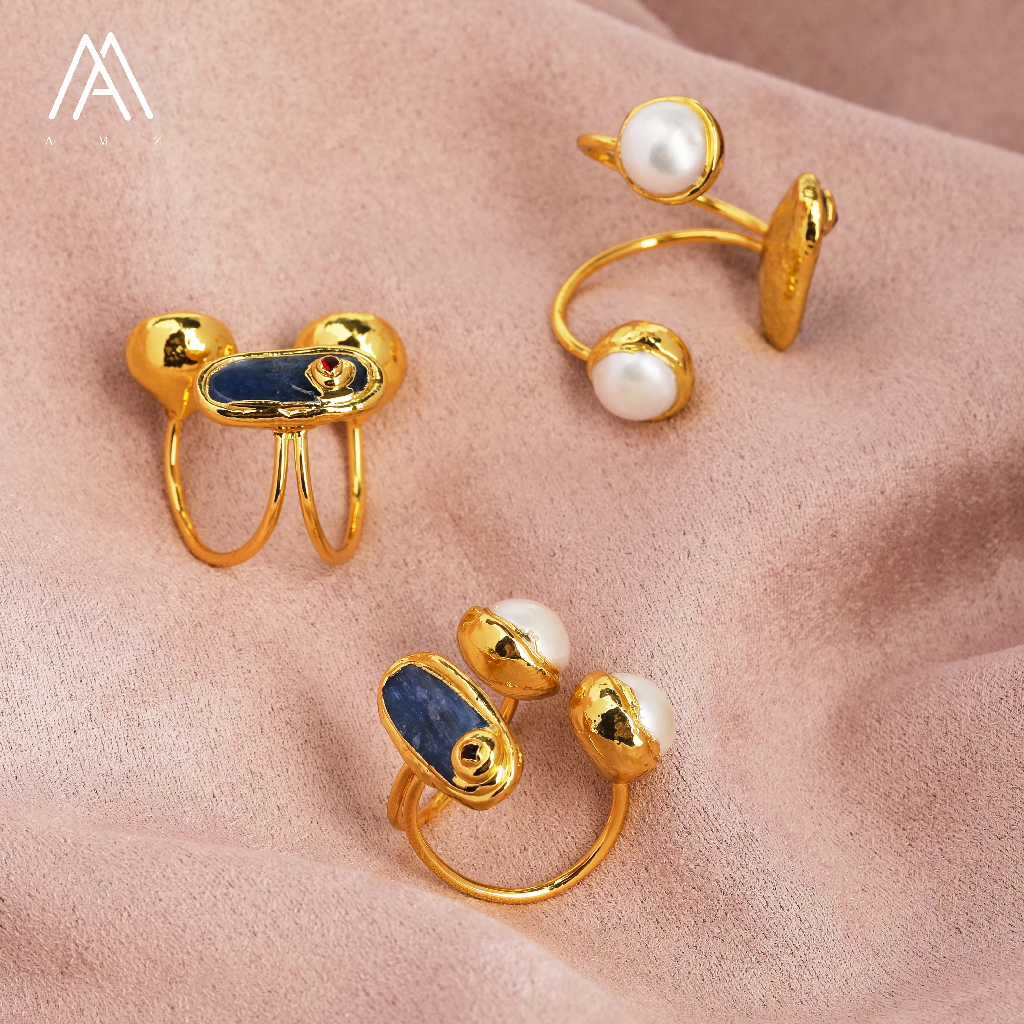 

Natural Freshwater Pearl and Blue Quarz Adjustable Ring Gold Plated Bezel Tiny Pearl Finger Zircon Rings For Women Gift