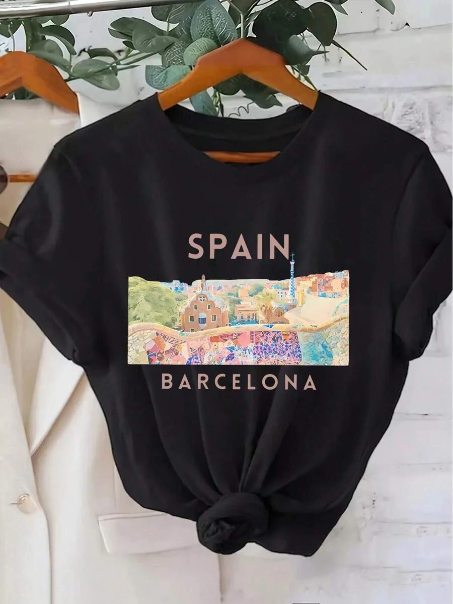 Camiseta gráfica de viaje España Barcelona con estampado de Park Güell para mujer