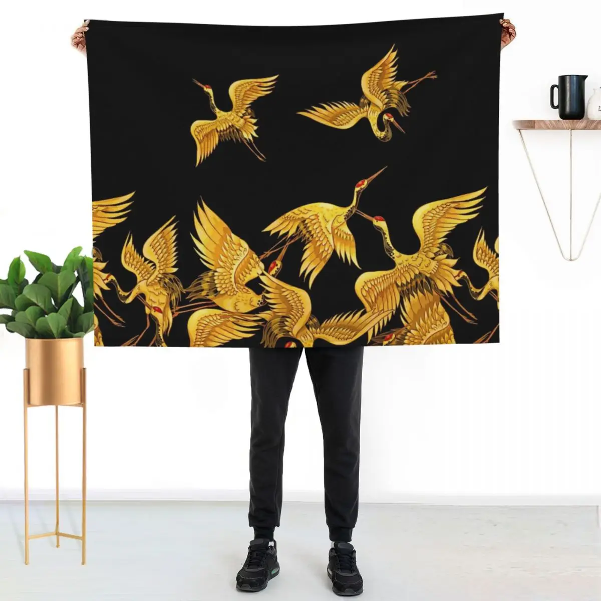 

Golden Japanese Cranes Oriental Throw Blanket Thin Soft Blanket for Summer Night Sleeping