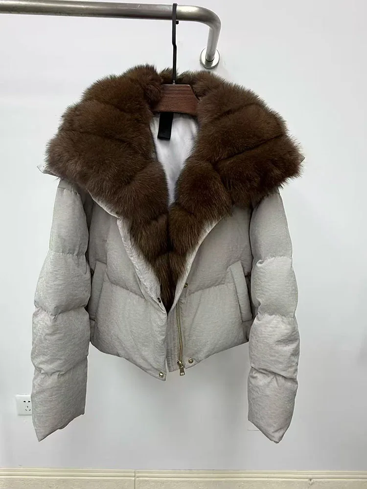 السترة القصيرة الجديدة لعام 2025 ذات ياقة كبيرة من الفرو هي معطف شتوي سميك ودافئ وعصري للنساء #5